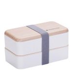 Lunch box sur table